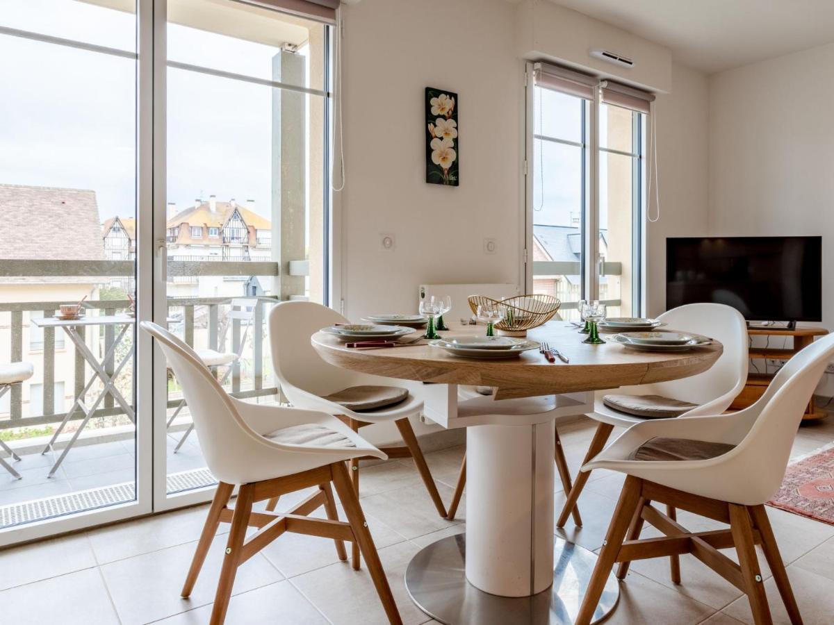 Apartment Les Arts-1 By Interhome Ντοβίλ Εξωτερικό φωτογραφία